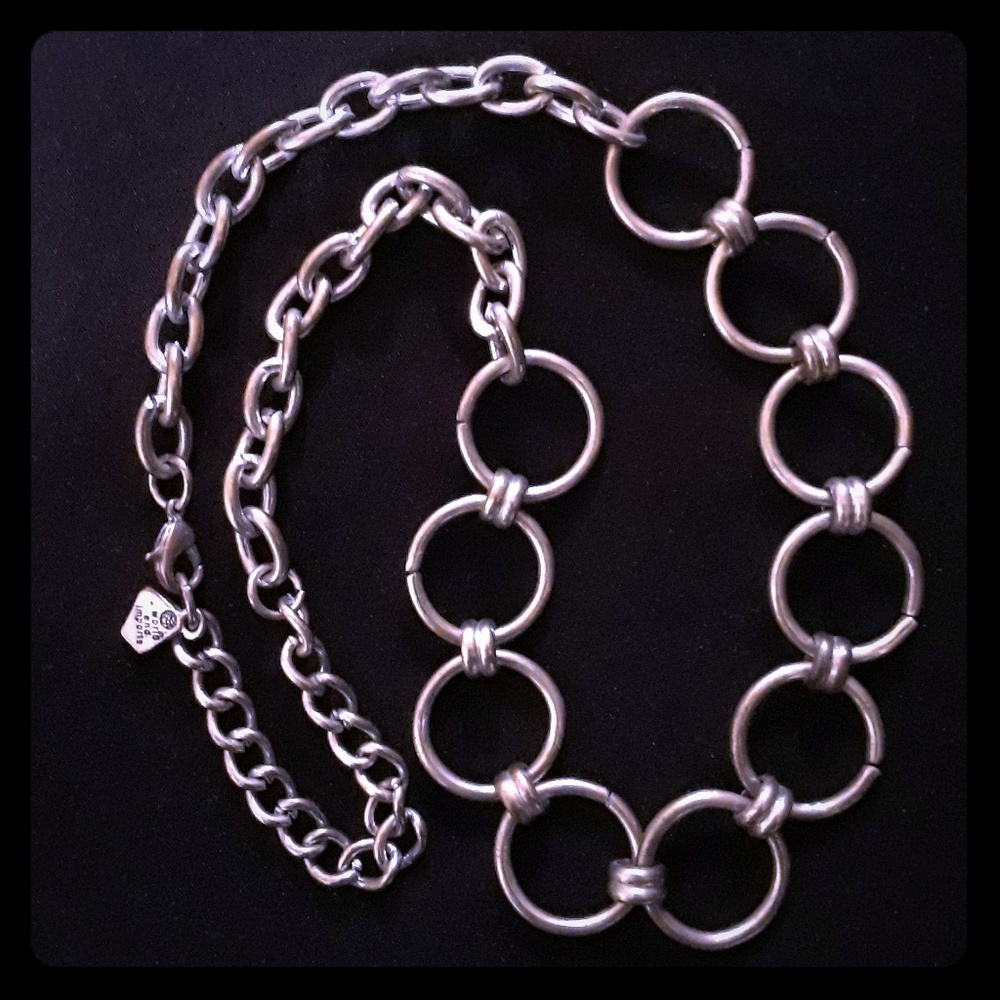 Silver circle necklace